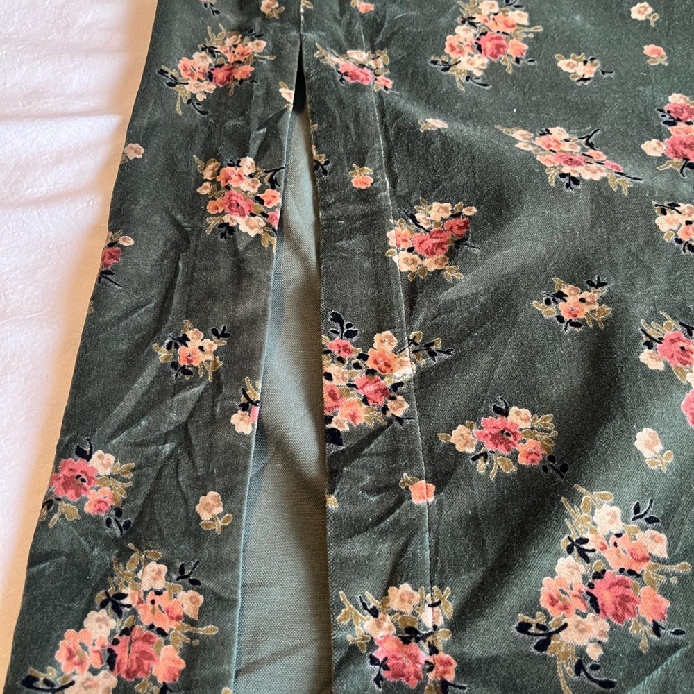 MOMO_TOBO Green Floral Velvet Dress, Whimsigoth Cottagecore Boho Chic Size L - Picture 7 of 16